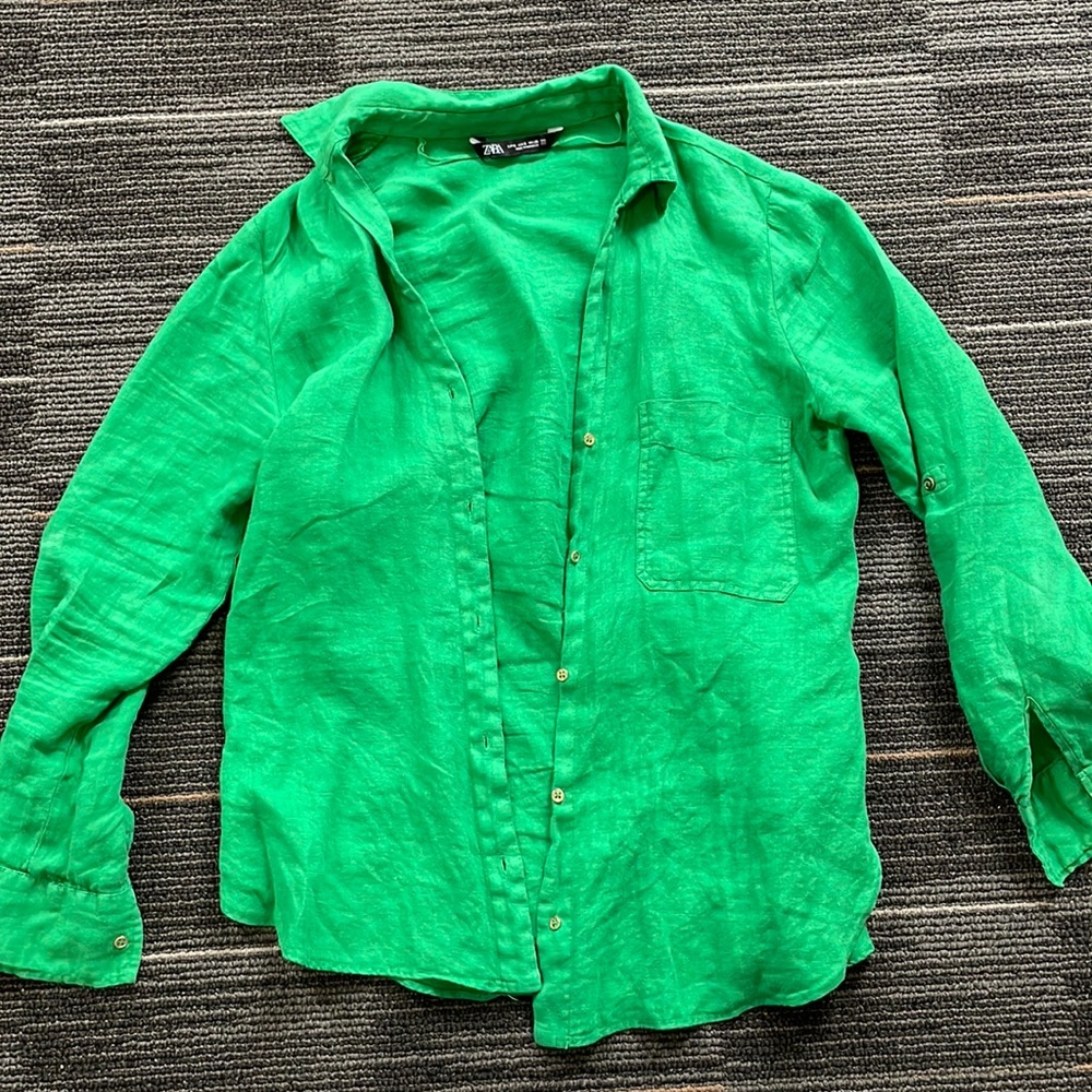 ZARA Green Linen Button Down